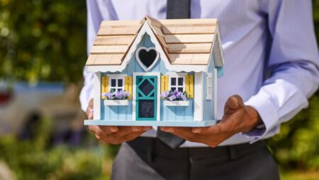 Bill aims to shred red tape for Buy America housing funds access
